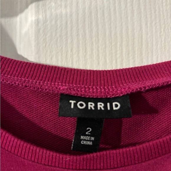 Torrid Pullover Top. Skull Graphic. Size 18-20 2X   SKU 6 - Picture 6 of 10